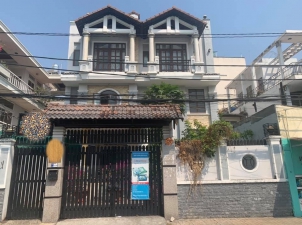 Cần Bán Biệt Thự Đường Số 41, Phường Bình Thuận, Quận 7, DT 10 * 20m, 24 Tỷ 5 