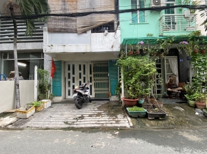 Bán nhà tại Đường số 4, phường Tân Phú, Quận 7 